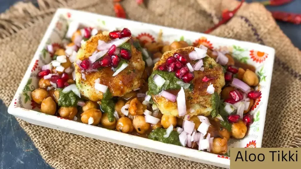 Famous Street Food of Delhi and where to taste them Famous Street Food of Delhi and where to taste them